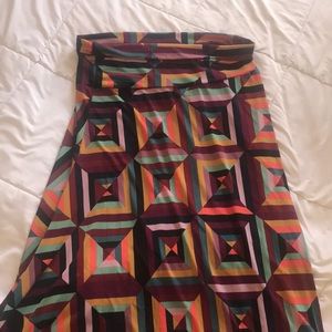 M LulaRoe Maxi